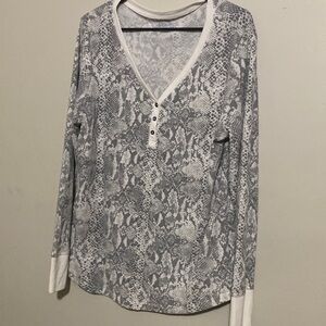 Woman’s  time  and tru blouse size 2x